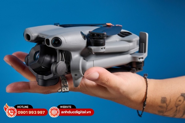 DJI Mini 5 Pro là chiếc flycam có kích thước nhỏ nhưng được tích hợp hệ thống camera và nhiều cảm biến quan trọng