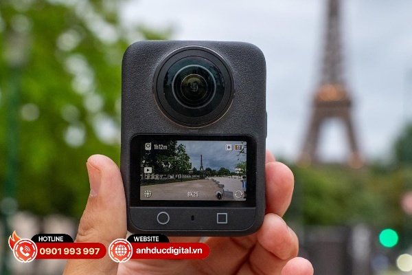 Cả hai máy quay đều có khả năng quay phim ở độ phân giải 8K