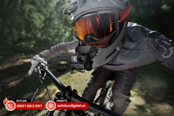 DJI Osmo Nano có thể được gắn ở bất kỳ đâu với kích thước nhỏ gọn nhất