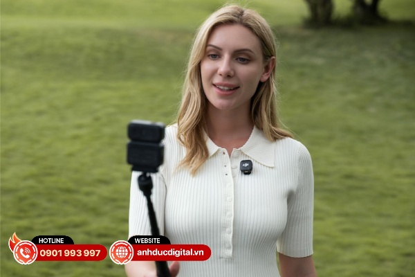 DJI Osmo Nano có khả năng kết nối với micro ngoài thông qua bộ phát mà không cần đến bộ thu