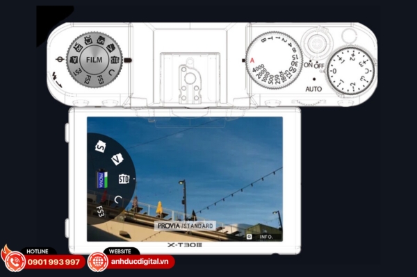 Xoay Film Simulation dial để thay đổi nhanh các chế độ màu sắc trên X-T30 III