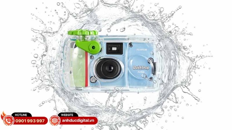 fujifilm-quicksnap-active-va-black-and-white-3