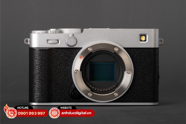 Fujifilm X-E5 được trang bị cảm biến BSI CMOS X-Trans 5 HR với độ phân giải 40.2MP