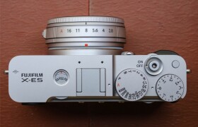 Đánh giá ống kính Fujifilm XF 23mm F2.8 R WR - Ống kính pancake phải sở hữu để có một chuyến đi chơi hoàn hảo