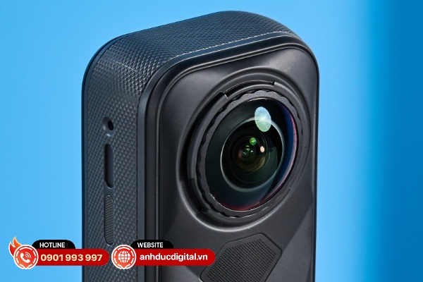 Chế độ InstaFrame giúp việc dựng phim đơn giản hơn với cảnh quay được cân chỉnh, nhưng sẽ giảm chất lượng