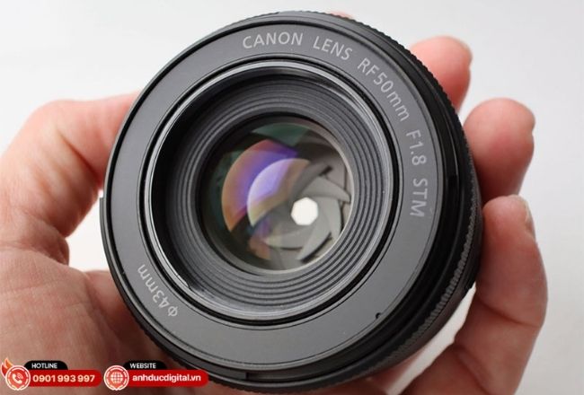 Canon RF 50mm f/1.8 STM: Tiêu chuẩn mới cho các dòng máy ảnh Mirrorless EOS R