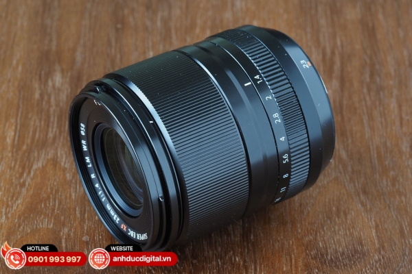 Fujifilm XF 23mm f/1.4 R LM WR là lens Fujifilm khẩu lớn, sắc nét, lấy nét nhanh, phù hợp chụp đời thường và thiếu sáng