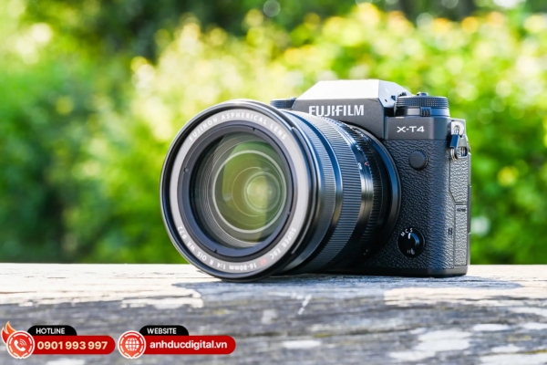 Fujifilm X-T4 là mirrorless APS-C mạnh mẽ với tốc độ chụp nhanh và khả năng quay video 4K sắc nét
