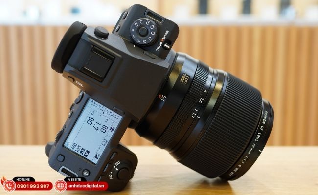 Fujifilm GFX 100 II – chuẩn mực hình ảnh cho thương mại, thời trang và fine-art.