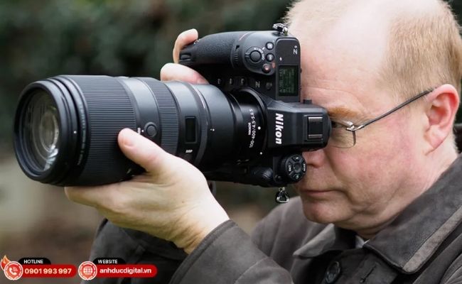 Hiệu năng ổn định, thân máy “tank”, sẵn sàng đồng hành làm nghề dài hạn.