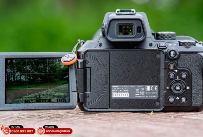 Máy ảnh compact siêu zoom cho người mới thích chụp xa, thiên nhiên và du lịch mà không cần thay ống kính.