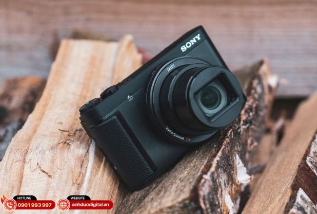 Máy ảnh compact cho người mới – nhỏ gọn, dễ dùng, chụp đẹp hơn điện thoại và không cần quá nhiều kiến thức kỹ thuật.