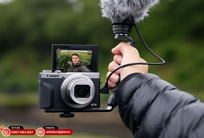 Canon G7 X Mark III là lựa chọn phù hợp cho du lịch kết hợp quay vlog, livestream và chụp ảnh gia đình