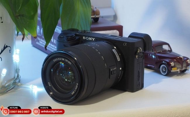 Nổi bật với khả năng lấy nét nhanh và bắt khoảnh khắc tốt