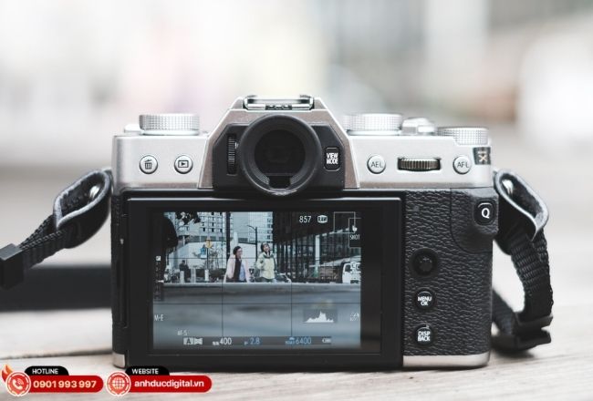 Chiếc máy ảnh "quốc dân" với ngoại hình nhỏ xinh nhưng ẩn chứa sức mạnh xử lý hình ảnh vượt trội trong tầm giá