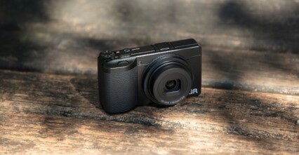 Top 3 máy ảnh Ricoh chụp street photography đáng mua hiện nay