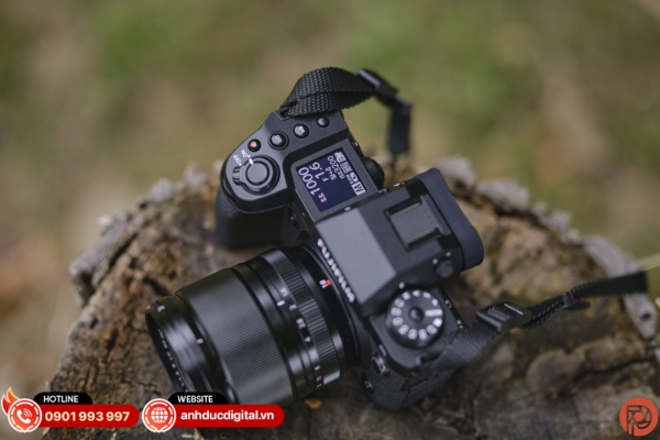 Fujifilm X-H2S nổi bật với quay video 6.2K và 4K 120p cùng hệ thống lấy nét nhanh và màu sắc ấn tượng