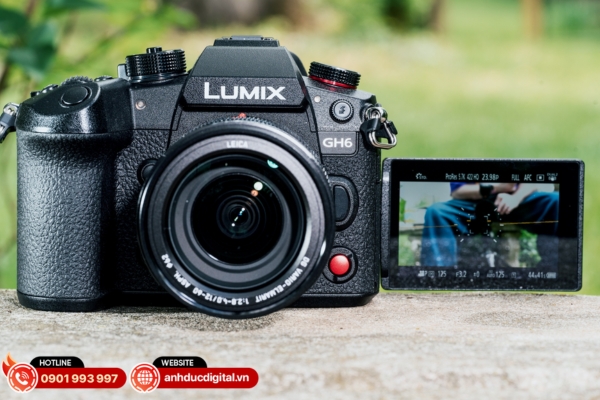 Panasonic Lumix GH6 nổi bật với khả năng quay 5.7K, 4K 120p cùng hệ thống chống rung 5 trục ổn định cho video chất lượng cao