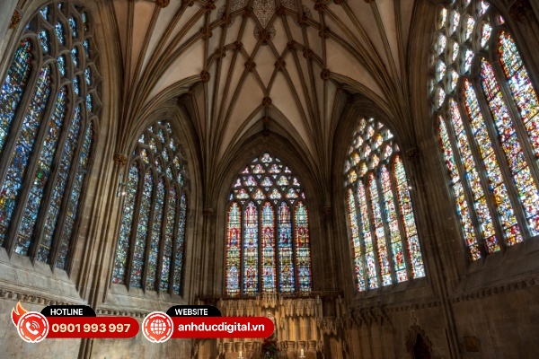 Ống kính cũng được thiết kế để giảm thiểu hiện tượng ống kính thở