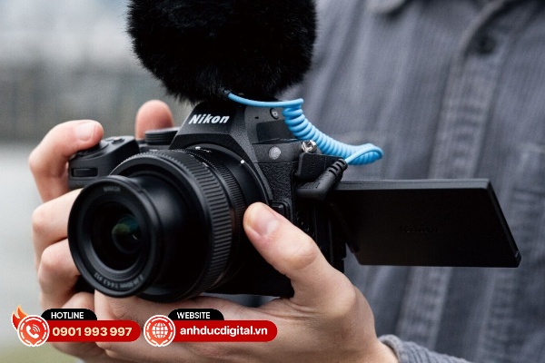 Nikon Z5 II có cấu hình N-Log 10bit để thu được lượng dữ liệu màu lớn nhất