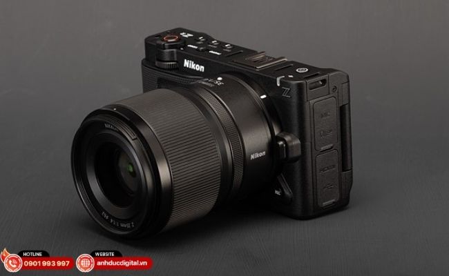 Nikon ZR cinema camera khác FX3 và C70 ở cách phục vụ workflow độc lập