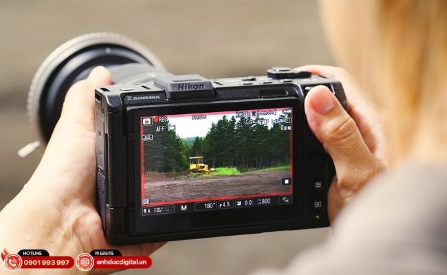 R3D (NE) mang RED Color Science lên Nikon ZR, giúp grading nhất quán hơn