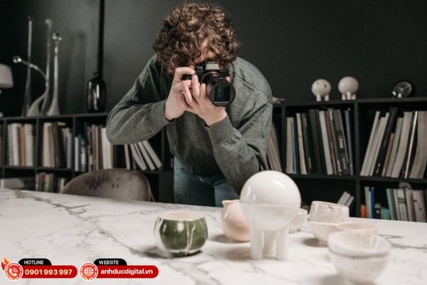 Khả năng tái tạo chi tiết ấn tượng, phù hợp chụp sản phẩm, beauty và ảnh thương mại