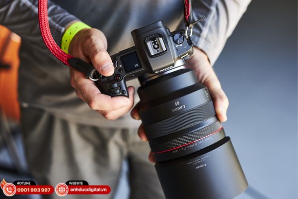 RF 85mm f/1.2L – lựa chọn hoàn hảo cho ảnh chân dung xóa phông mịn màng.