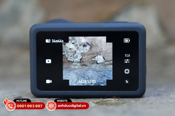 Màn hình DJI Osmo Action 6 tại chế độ khi hình tùy chỉnh