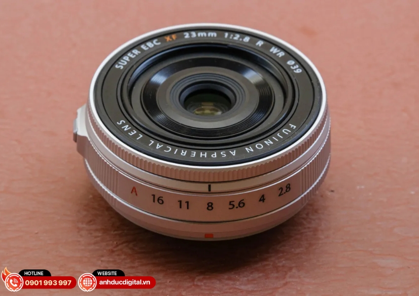 Fujifilm XF 23mm F2.8 R WR đi kèm X-E5