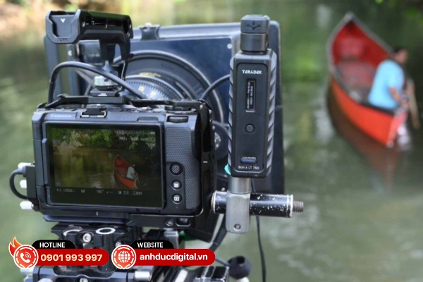 Nikon ZR sở hữu thiết kế nguyên khối không có quạt tản nhiệt