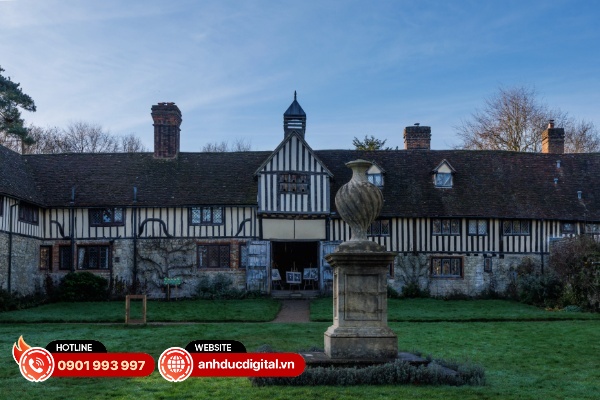 Các vùng tối có thể khôi phục tốt nếu ảnh thiếu sáng, trong khi vùng sáng lại bị hạn chế hơn