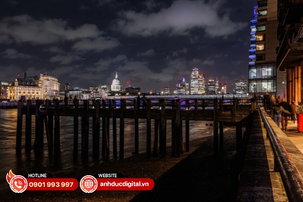 Canon EOS R6 Mark III có khả năng xử lý nhiễu tương đối tốt