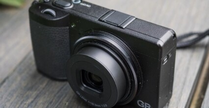 Đánh giá Ricoh GR IV – Liệu có phải chiếc máy compact tuyệt vời nhất?