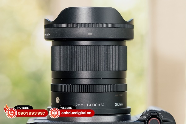 Đánh giá Sigma 12mm F1.4 DC Contemporary - Ống kính góc rộng hoàn hảo cho nhiếp ảnh phỏng cảnh với máy ảnh APS-C