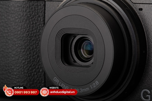 Ricoh GR IV tích hợp hệ thống ổn định hình ảnh được nâng cấp với hiệu quả lên đến 6 stops