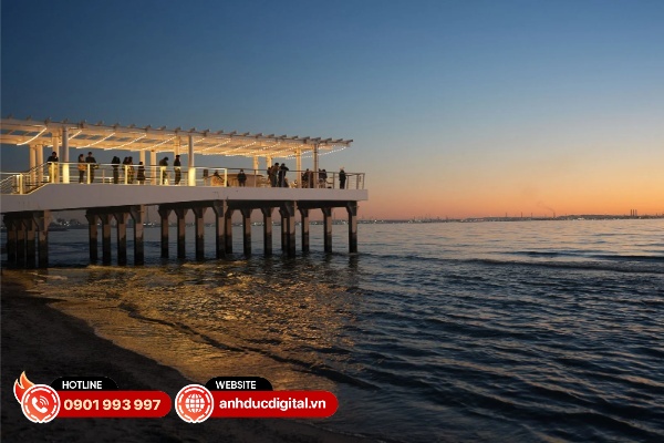 Tuy giải quyết được vấn đề méo hình, nhưng hiện tượng tối viền xảy ra rất mạnh