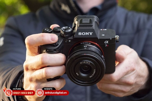 Cảm biến mới của Sony A7R VI được quảng bá sẽ có dải nhạy sáng lên đến 16 stops