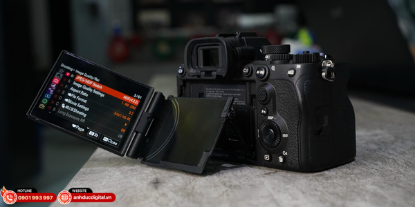 A7V đáp ứng hầu hết nhu cầu thực tế, đủ mạnh để thay A1 trong cưới, event và quay dựng chuyên nghiệp