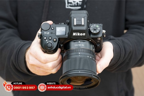 Nikon Z6 III có tốc độ chụp với màn trập cơ học cao nhất lên đến 14fps