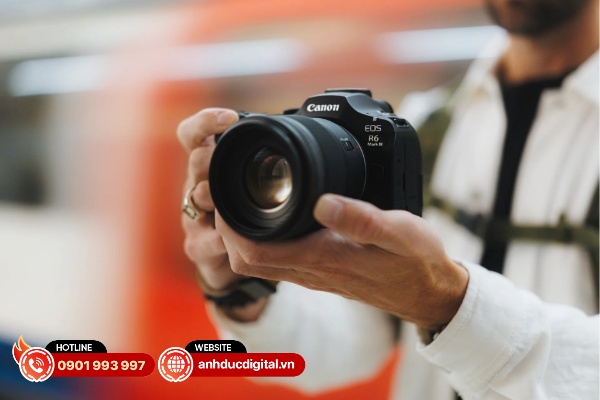 Canon EOS R6 III là máy ảnh có hiệu suất quay phim ấn tượng nhất
