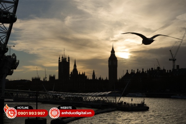 Dải nhạy sáng của Sony Alpha A7 IV có thể ngang ngửa với Canon EOS R6 Mark II