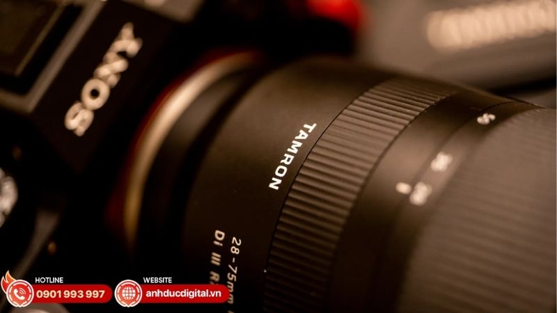 sony-de-xuat-mua-lai-tamron-2