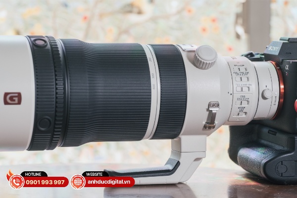 Sony FE 100-400mm F4.5 GM OSS tự hào khi được trang bị đến 4 động cơ tuyến tính XD