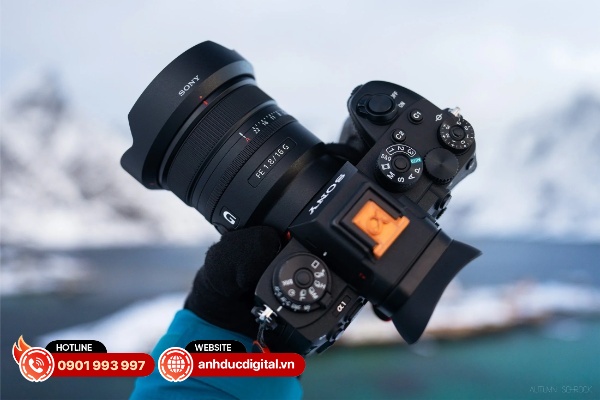 Sony FE 16mm f1.8 G