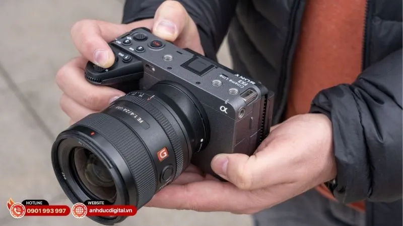 so-sanh-sony-fx3-ii