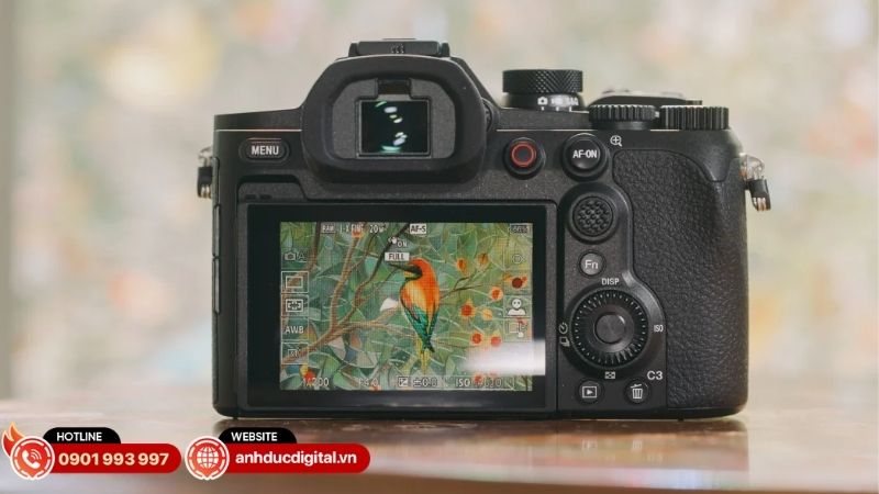 sony-rx10-v-ra-mat-6