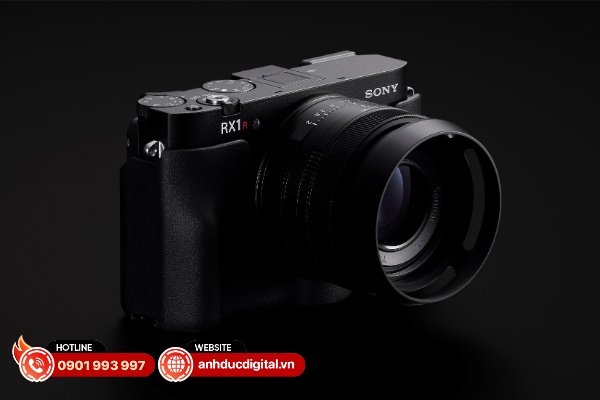 Giới thiệu Sony RX1R III – Máy ảnh compact với cảm biến fullframe siêu ấn tượng