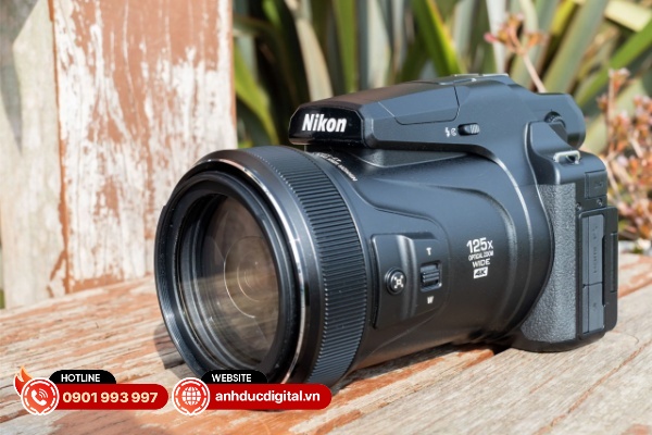 Dòng máy ảnh siêu zoom Nikon P1100, bản nâng cấp nhẹ cho Coolpix P1000