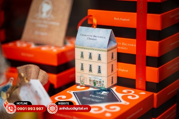 Viltrox 85mm F2 EVO cho vùng trung tam và vùng giữa khung hình cực kỳ sắc nét